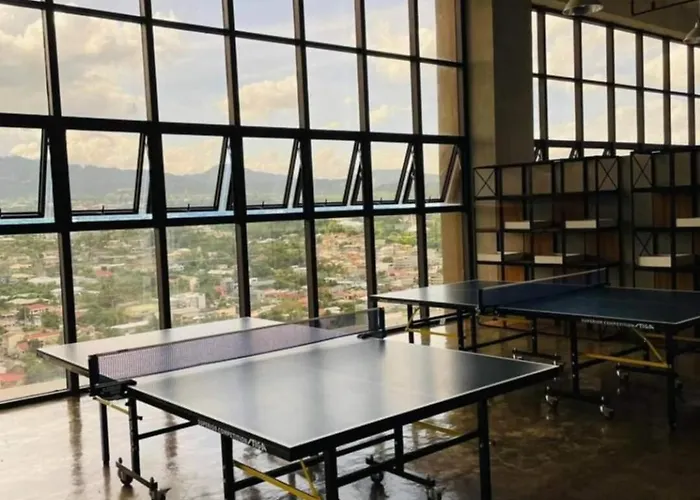 Cebu Midpoint Residences Free Netflix And Pool Access Apartment